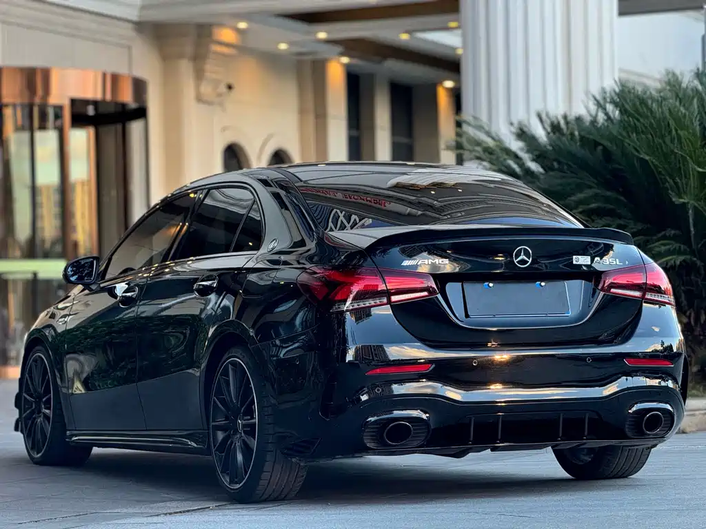 Mercedes-Benz A-Class AMG 2021 — фото 9