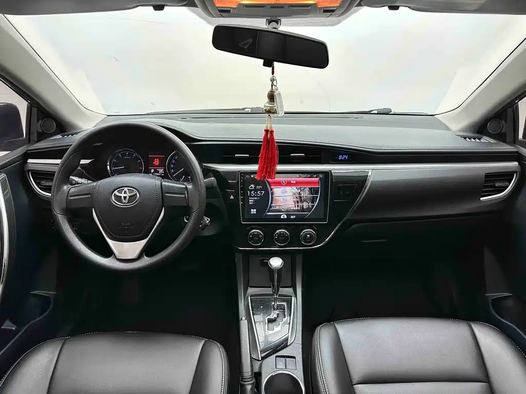 Toyota Corolla 2016 — фото 11