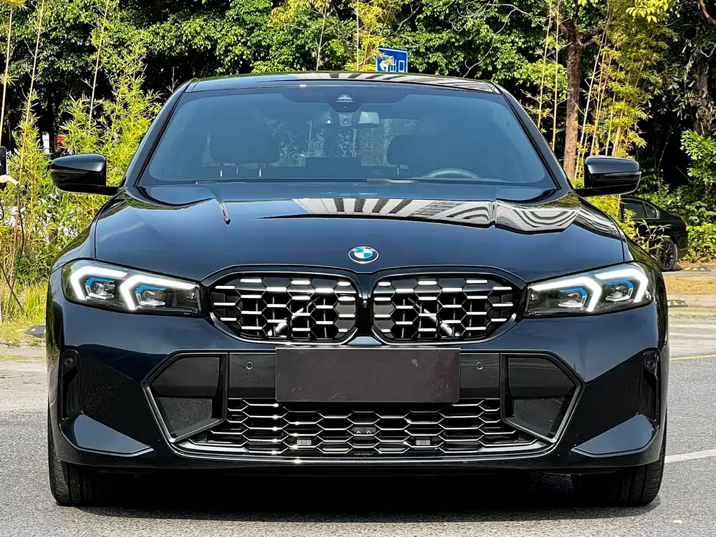 BMW 3 Series 2024