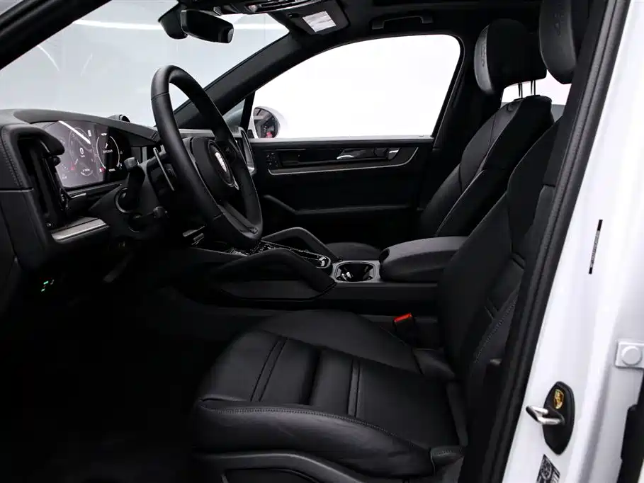 Porsche Cayenne 2026 — фото 12