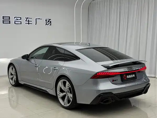 Audi RS 7 2021