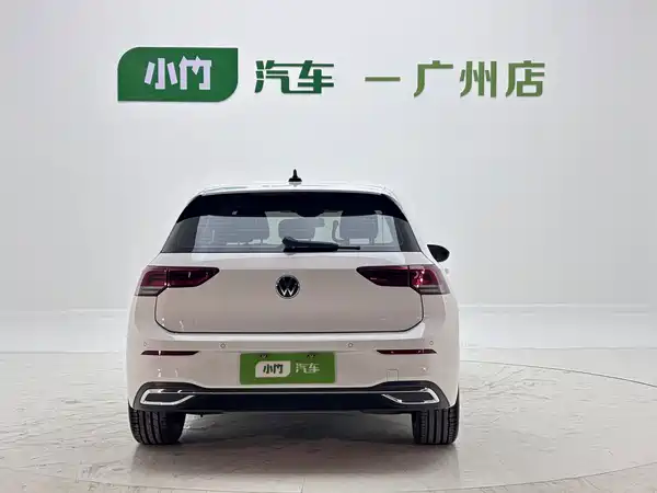 Volkswagen Golf 2023