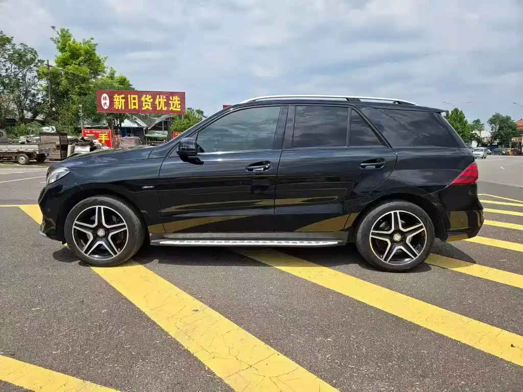 Mercedes-Benz GLE 2017