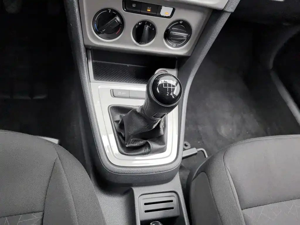 Volkswagen Lavida 2015 — фото 13