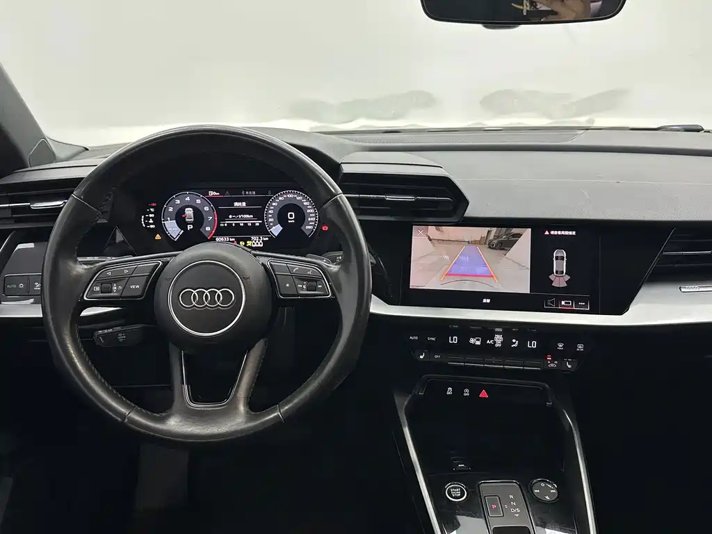 Audi A3 2021 — фото 11