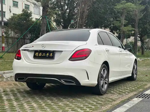 Mercedes-Benz C-Class 2020