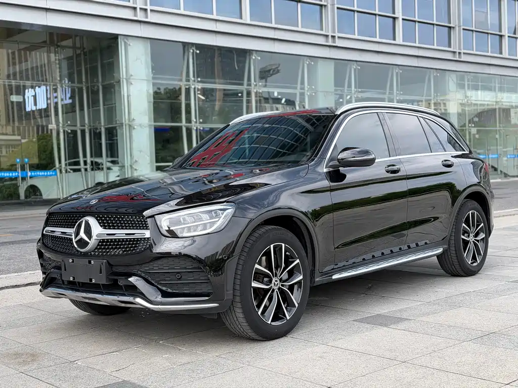 Mercedes-Benz GLC 2022 — фото 1