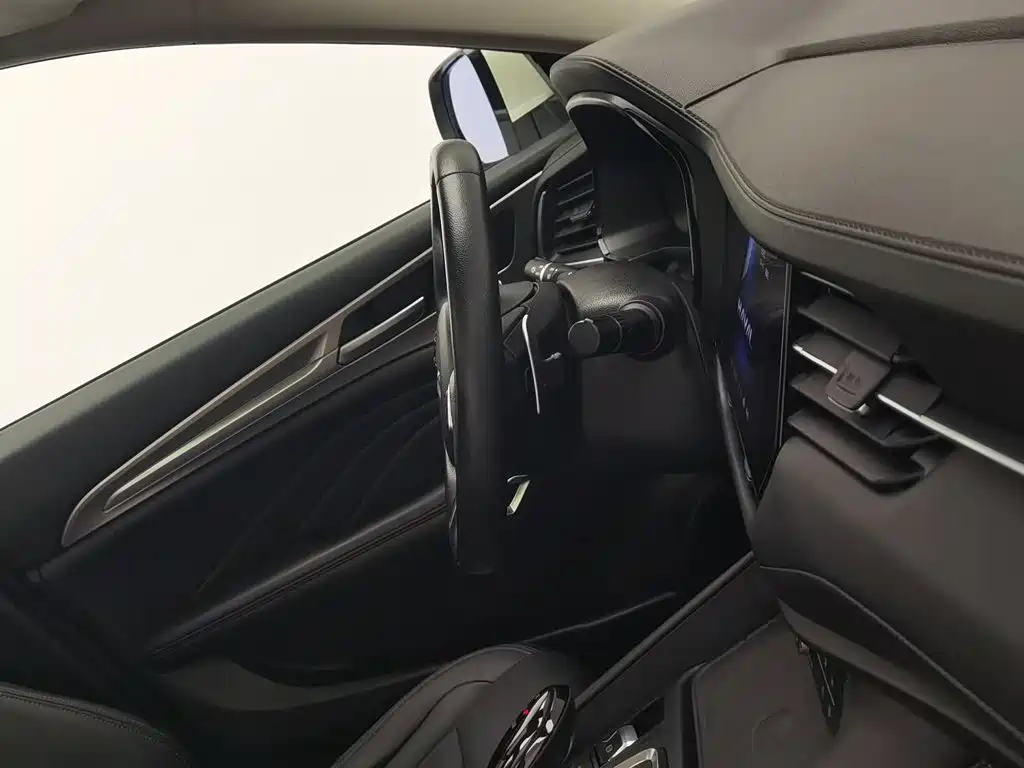 Haval F7 2020 — фото 22