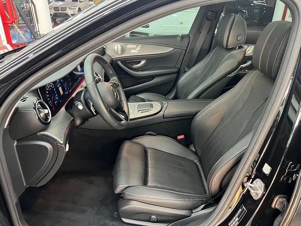 Mercedes-Benz E-Class 2022 — фото 5