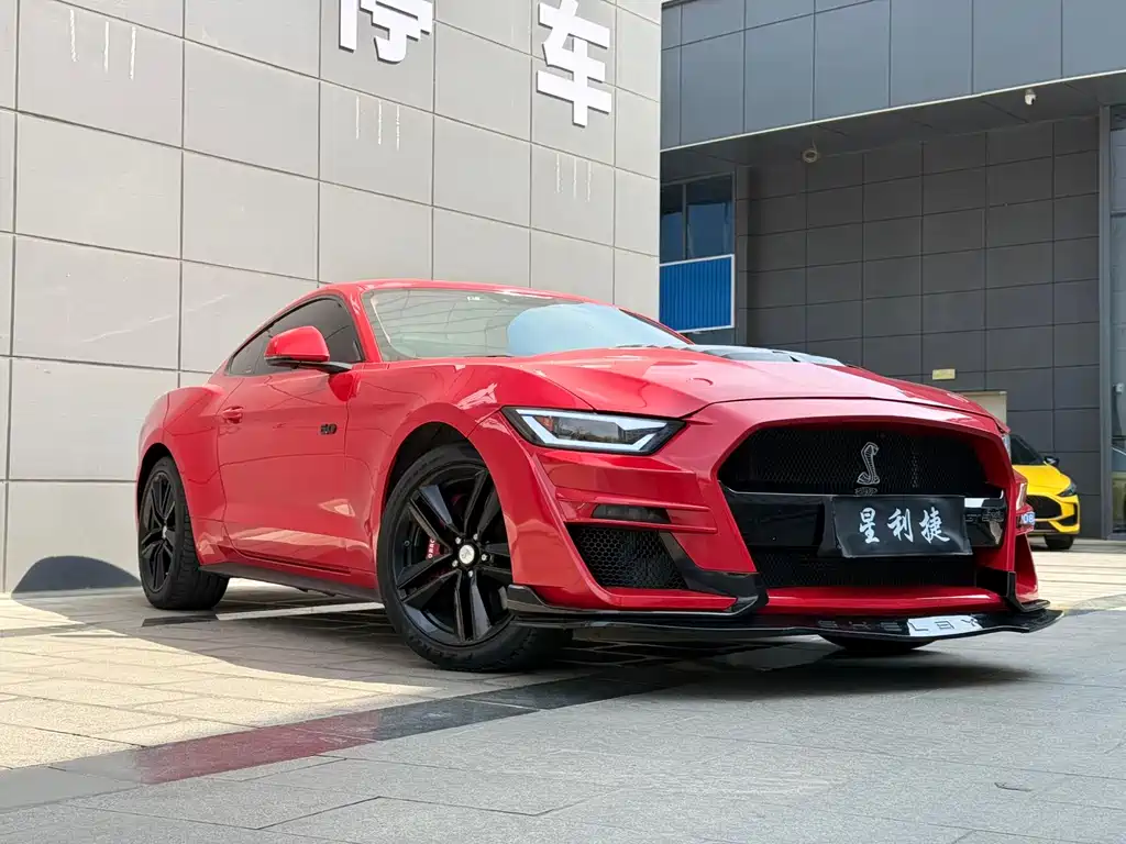 Ford Mustang 2017 — фото 3