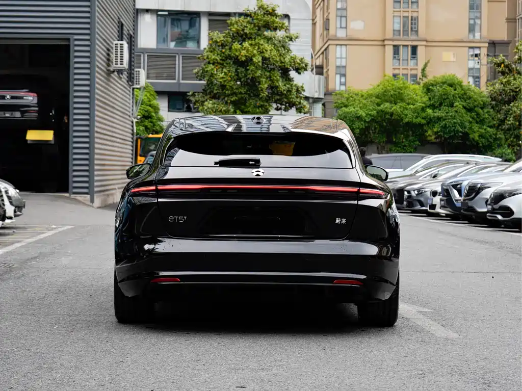 NIO ET5T 2025