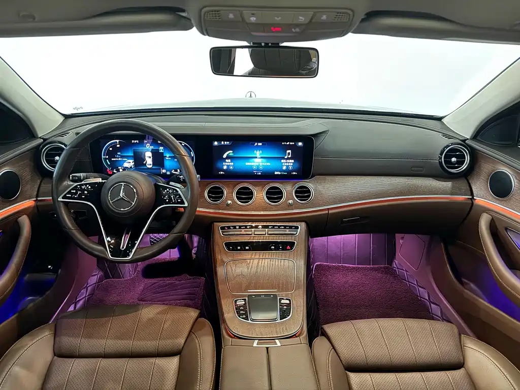 Mercedes-Benz E-Class 2023 — фото 19