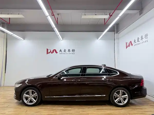 Volvo S90 2019