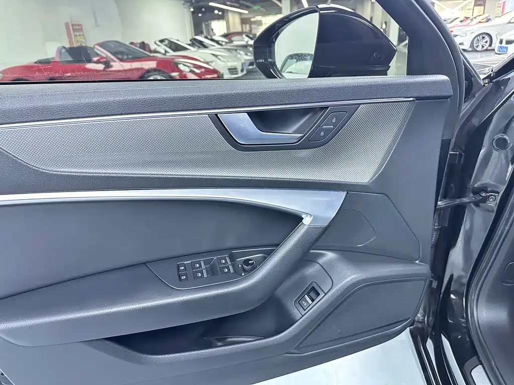Audi A6L 2021 — фото 7
