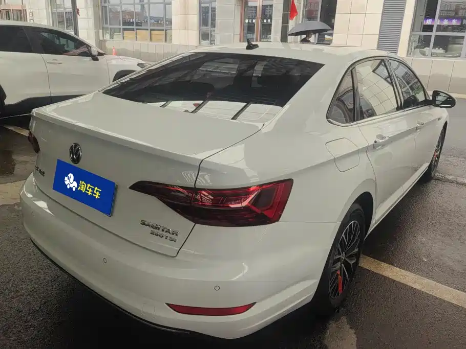 Volkswagen Sagitar 2021