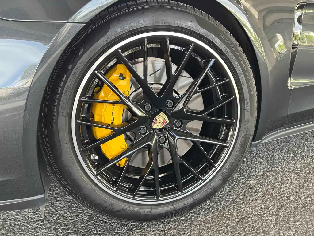 Porsche Panamera 2018 — фото 21