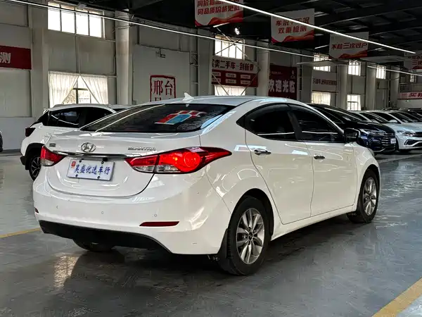 Hyundai Elantra Langdong 2016