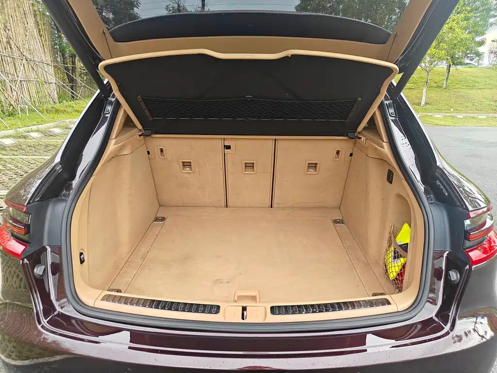 Porsche Macan 2015 — фото 10