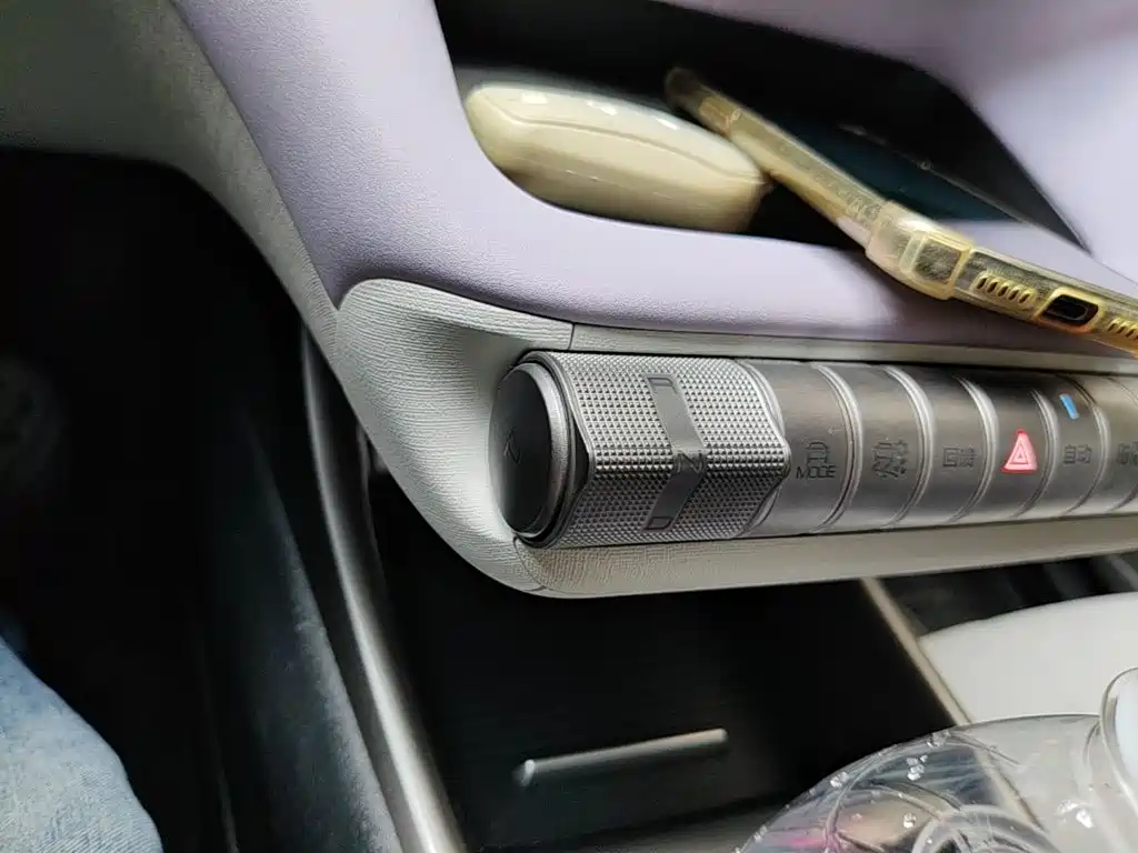 BYD Dolphin 2022 — фото 14