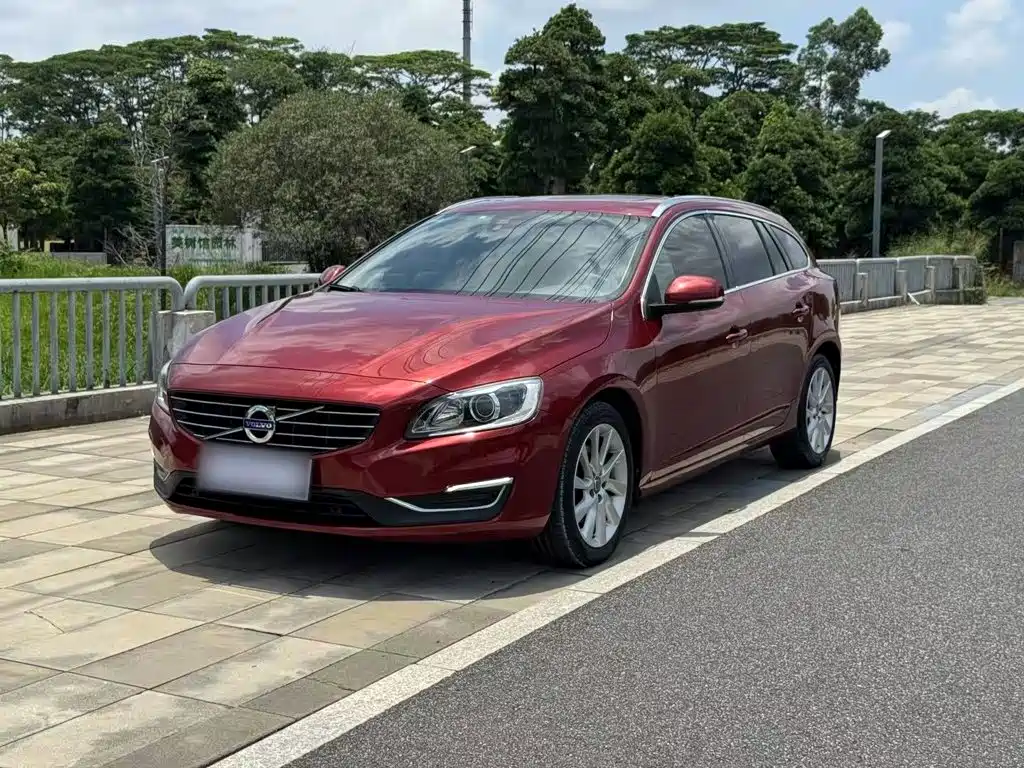Volvo V60 2016