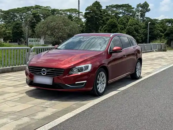Volvo V60 2016