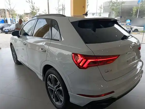 Audi Q3 2023