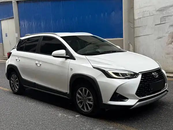 Toyota Yaris L 2023