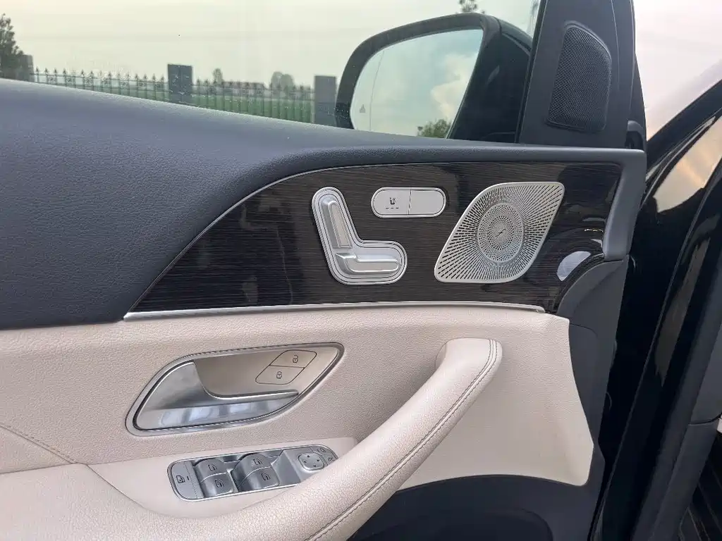 Mercedes-Benz GLE 2019 — фото 19