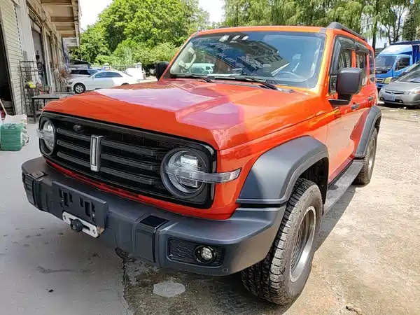 Tank 300 2021