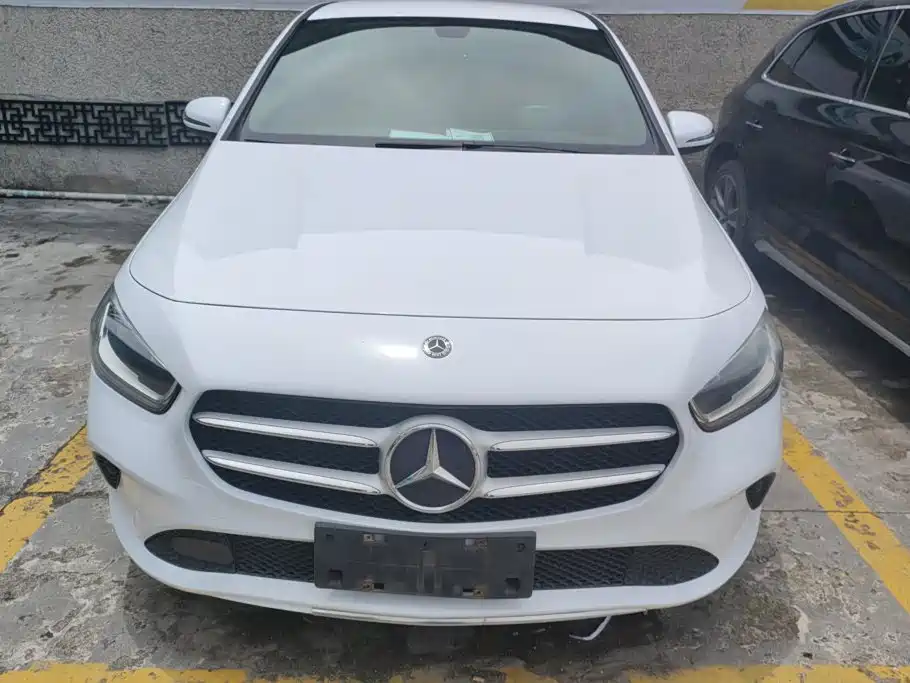 Mercedes-Benz B-Class 2020