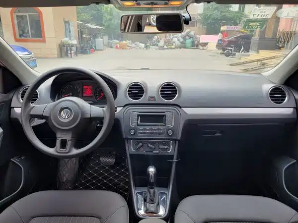 Volkswagen Jetta 2015