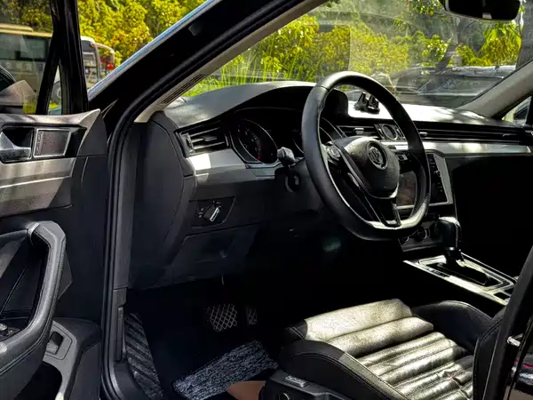Volkswagen Viloran 2018
