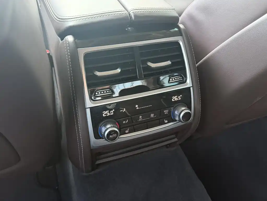 BMW 7 Series 2022 — фото 15