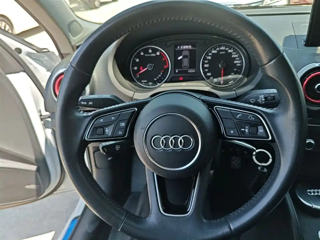 Audi A3 2020 — фото 11