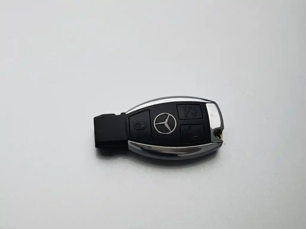 Mercedes-Benz E-Class 2015 — фото 19