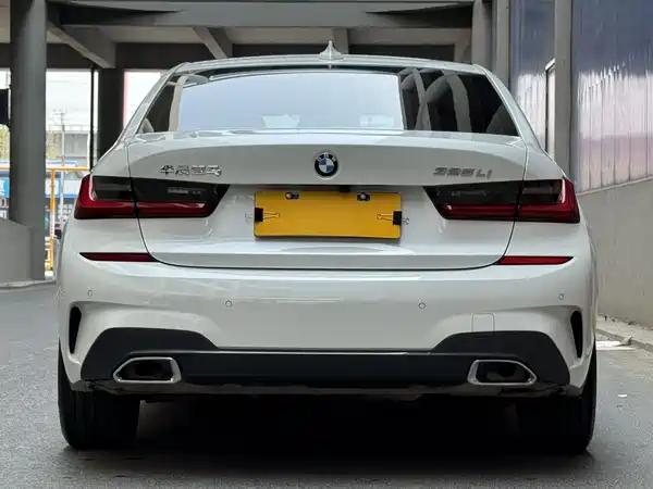 BMW 3 Series 2022