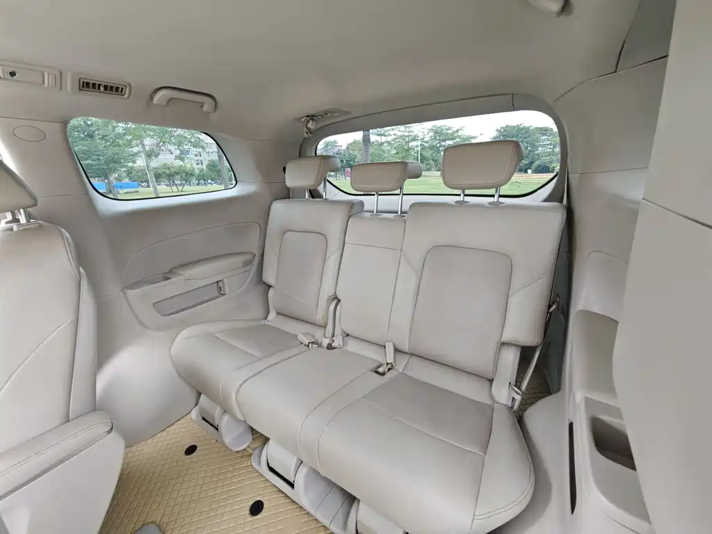 GAC Motor Trumpchi M8 2018 — фото 10