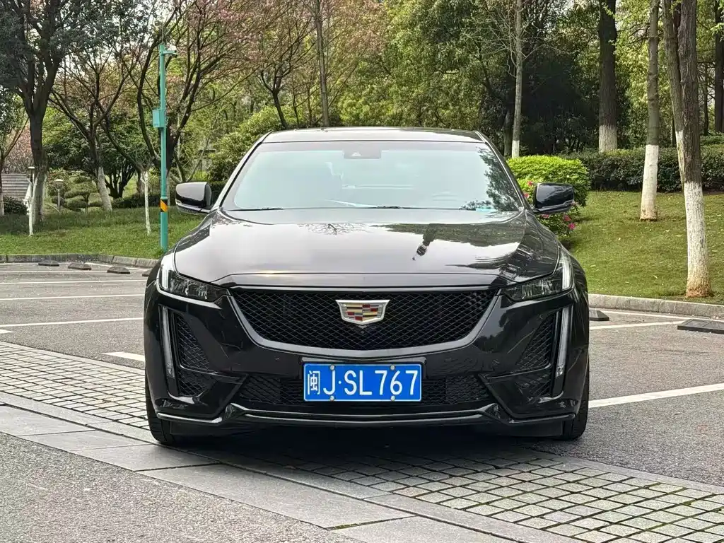 Cadillac CT5 2024 — фото 2