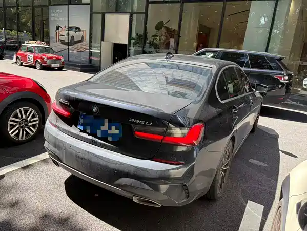 BMW 3 Series 2021