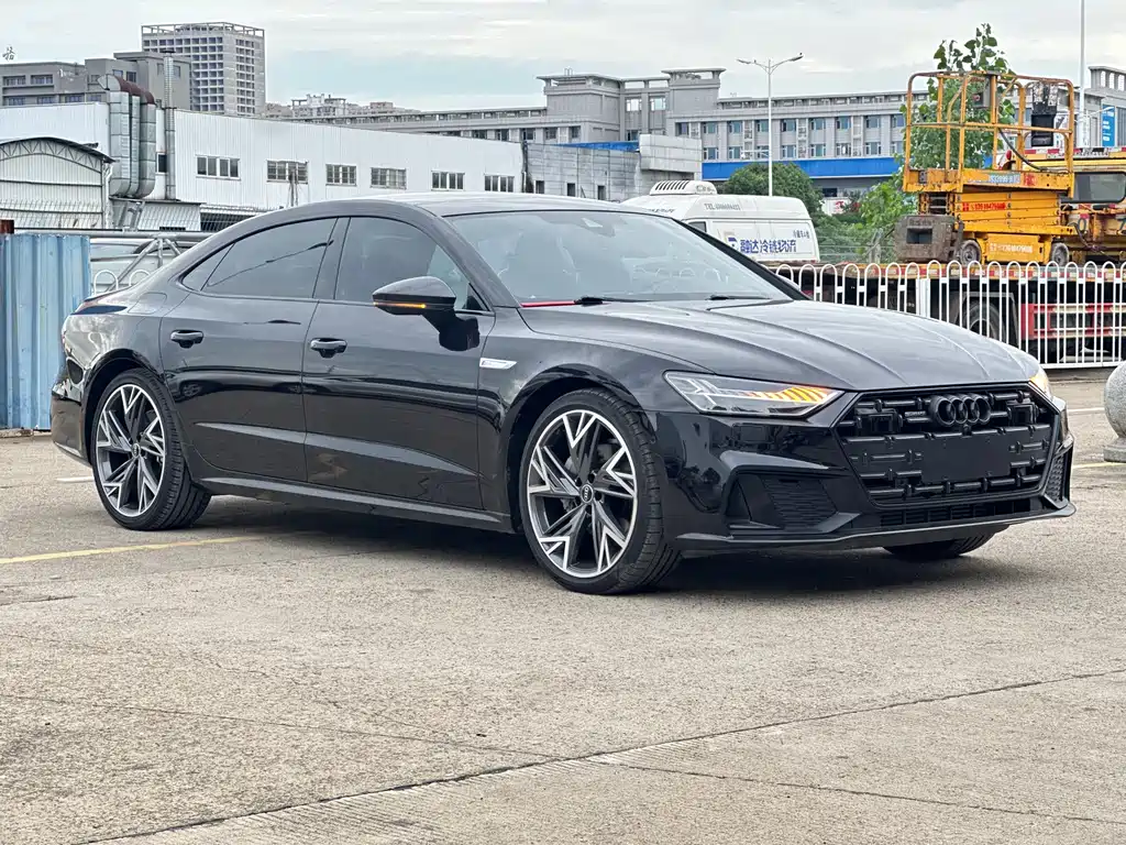 Audi A7L 2024