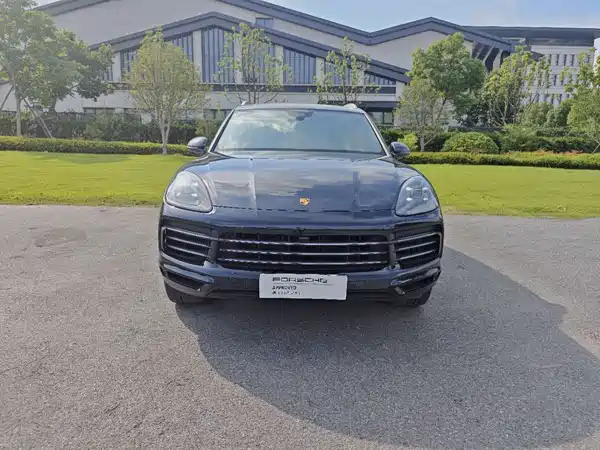 Porsche Cayenne New Energy 2021