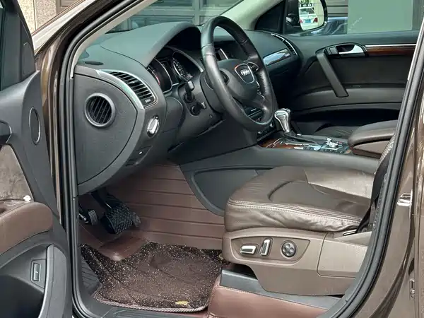 Audi Q7 2014