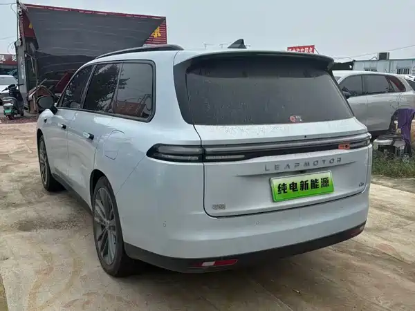 Leapmotor C16 2025
