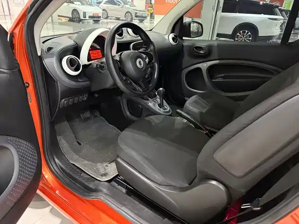 smart fortwo 2018
