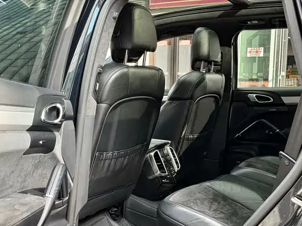 Porsche Cayenne 2015