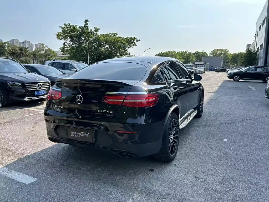 Mercedes-Benz GLC Coupe AMG 2018 — фото 8