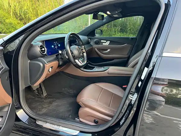 Mercedes-Benz E-Class 2021