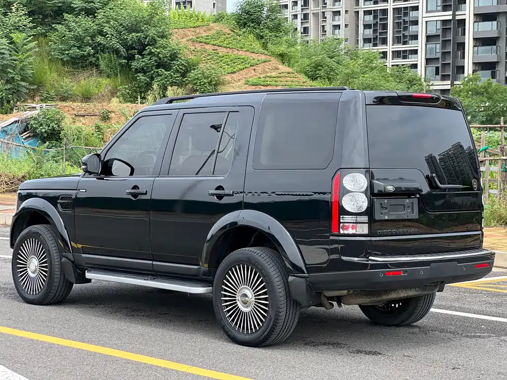 Land Rover Discovery 2016