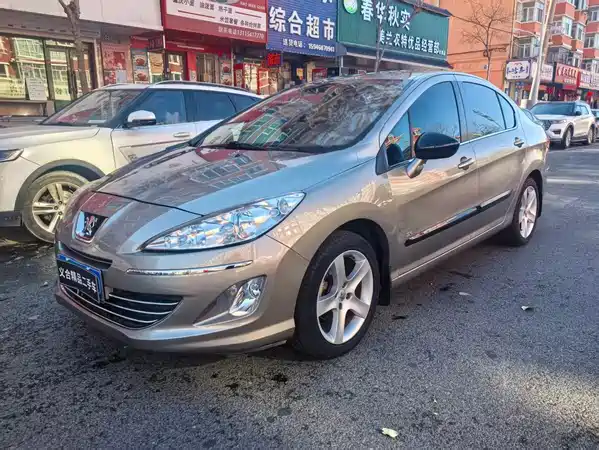 Peugeot 408 2011