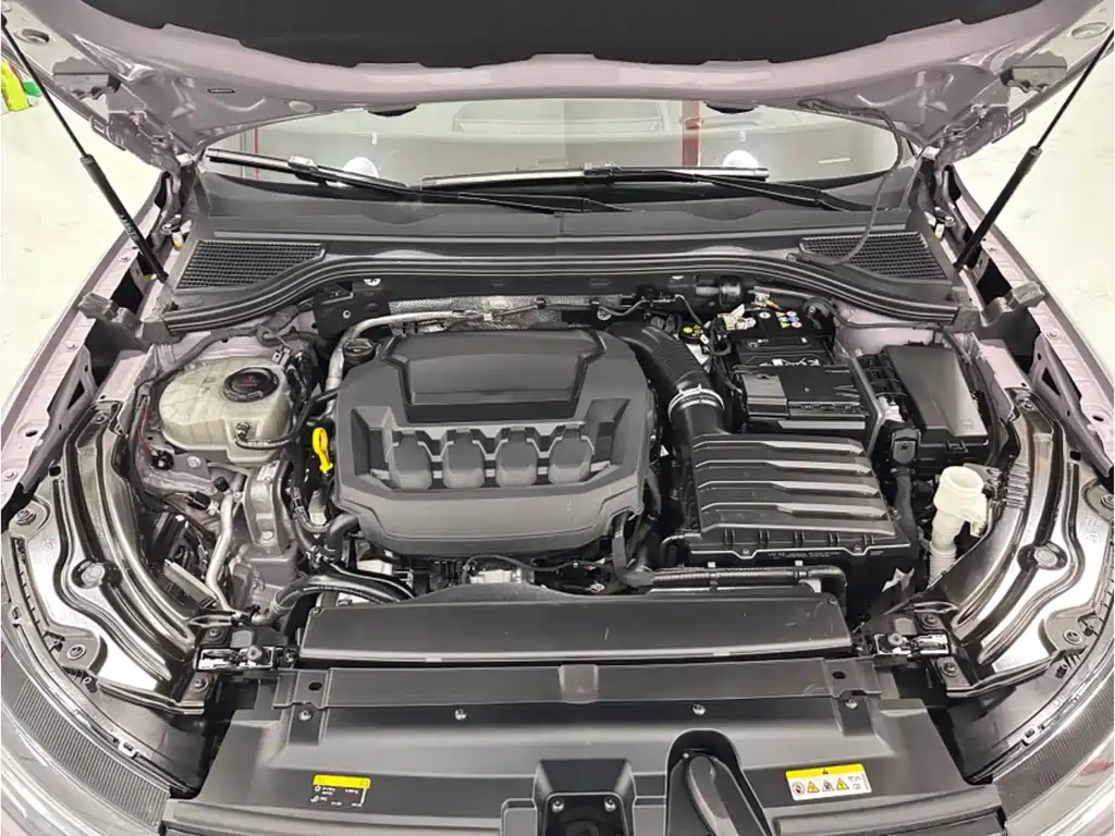 Volkswagen Passat 2024